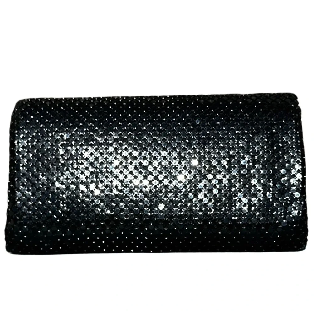 80’s LA REGAL LTD metal mesh clutch shoulder bag Elegant Black & gold trim